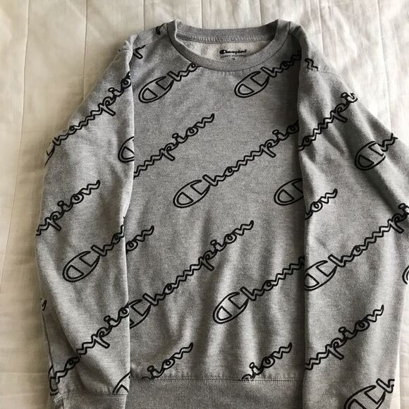 Champions boys crew neck sweatshirt size XL - Picture 1 of 3
